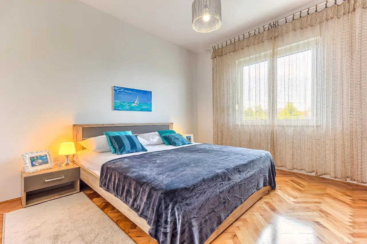 Regent Apartment In Kastela 0*,  Croatia